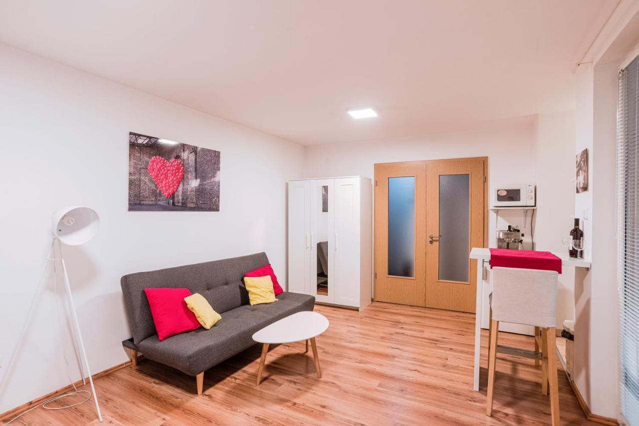 Central Studio Boulevard Budapest Kültér fotó